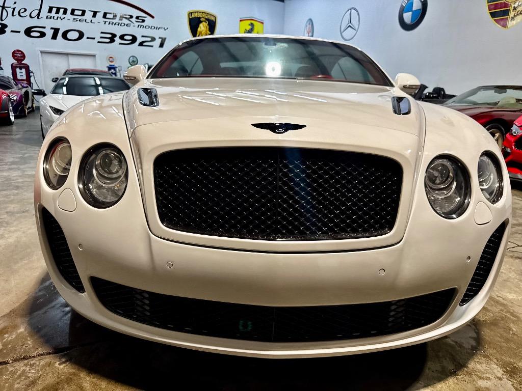 2010 Bentley Continental Supersports photo 2