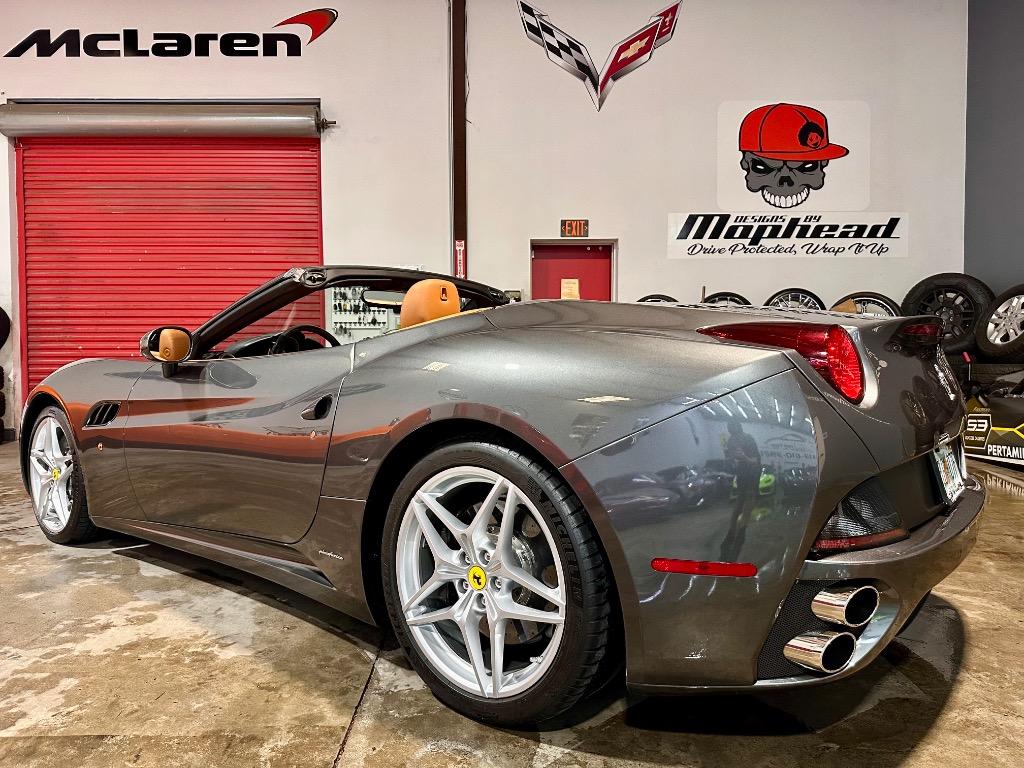 2013 Ferrari California Base photo 4