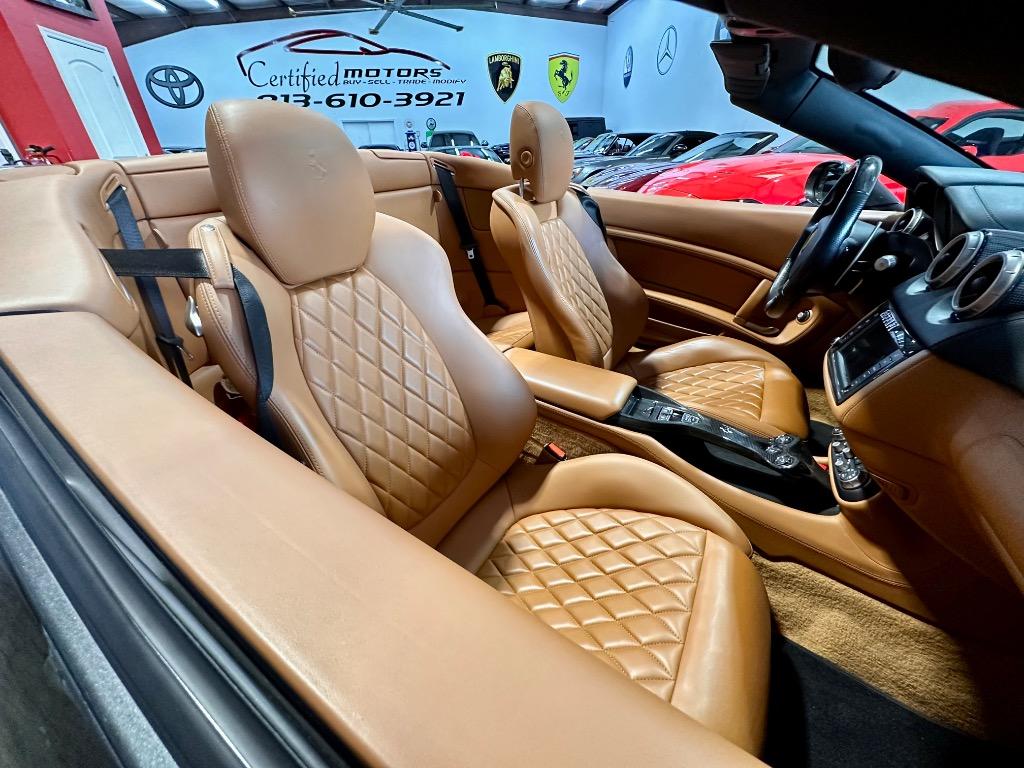 2013 Ferrari California Base photo 7