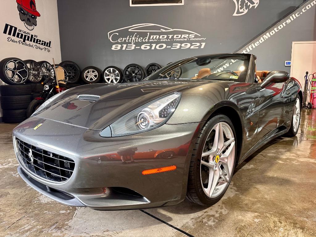 2013 Ferrari California Base photo 2