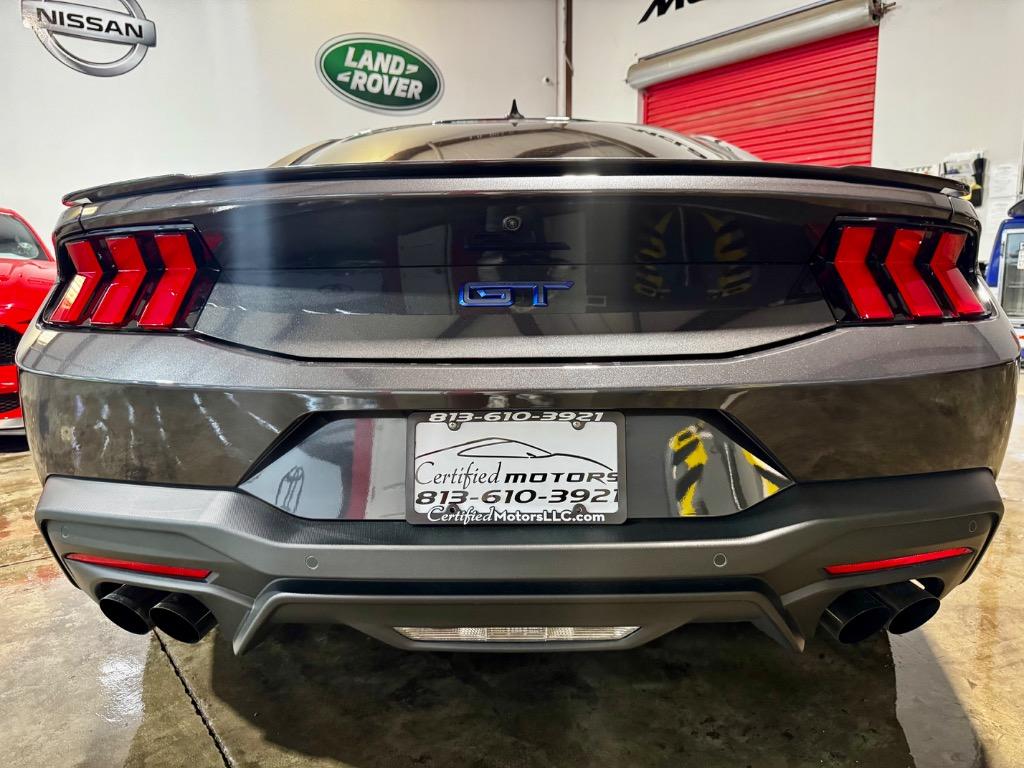 2024 Ford Mustang GT photo 2