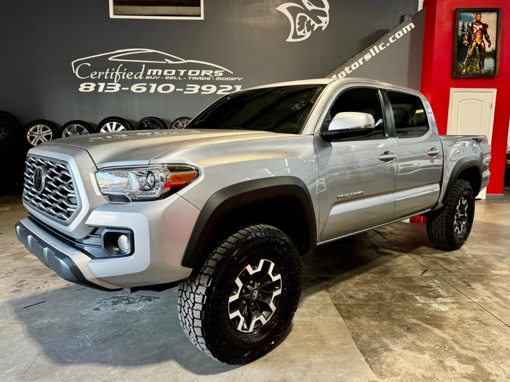 2023 Toyota Tacoma SR photo 3